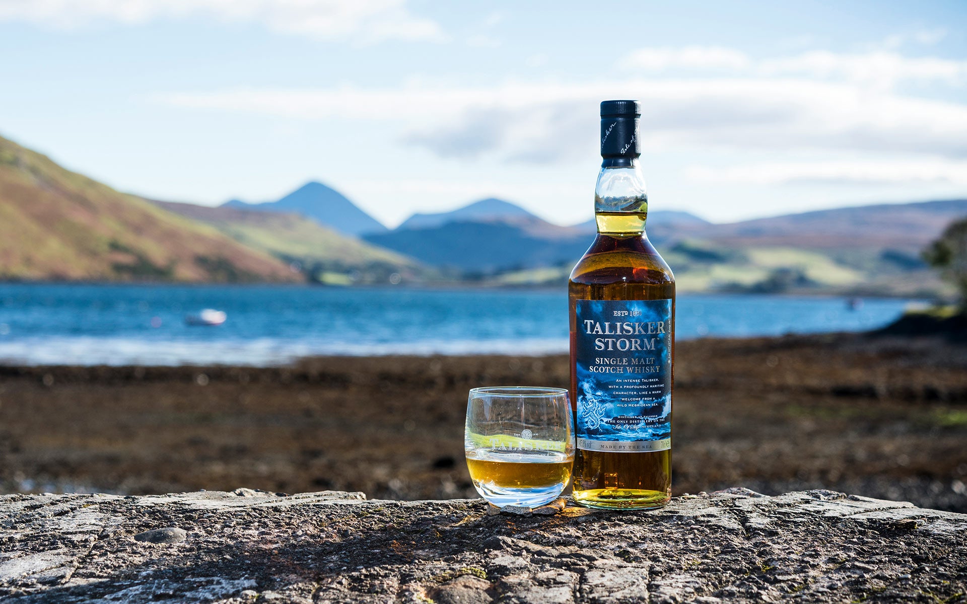 Talisker Storm 70cl: Unleash the Sea in a Bottle