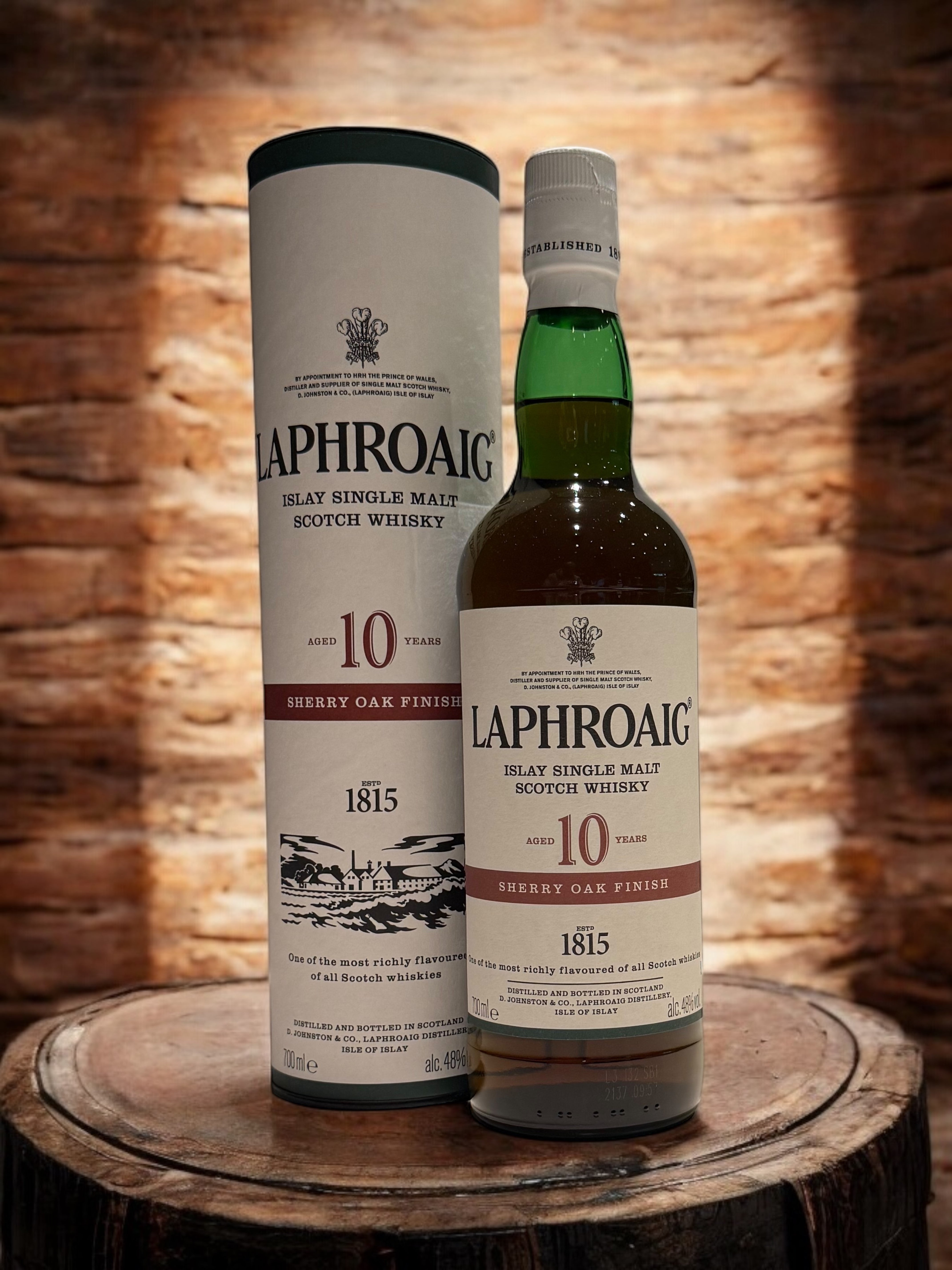 Laphroaig 10 Years Sherry Oak Finish – A Sweet Twist on a Smoky Classic