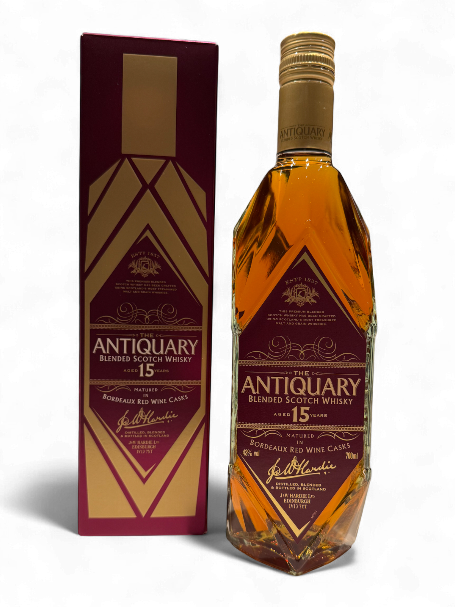 The Antiquary 15 Year Old - Blended Scotch Whisky