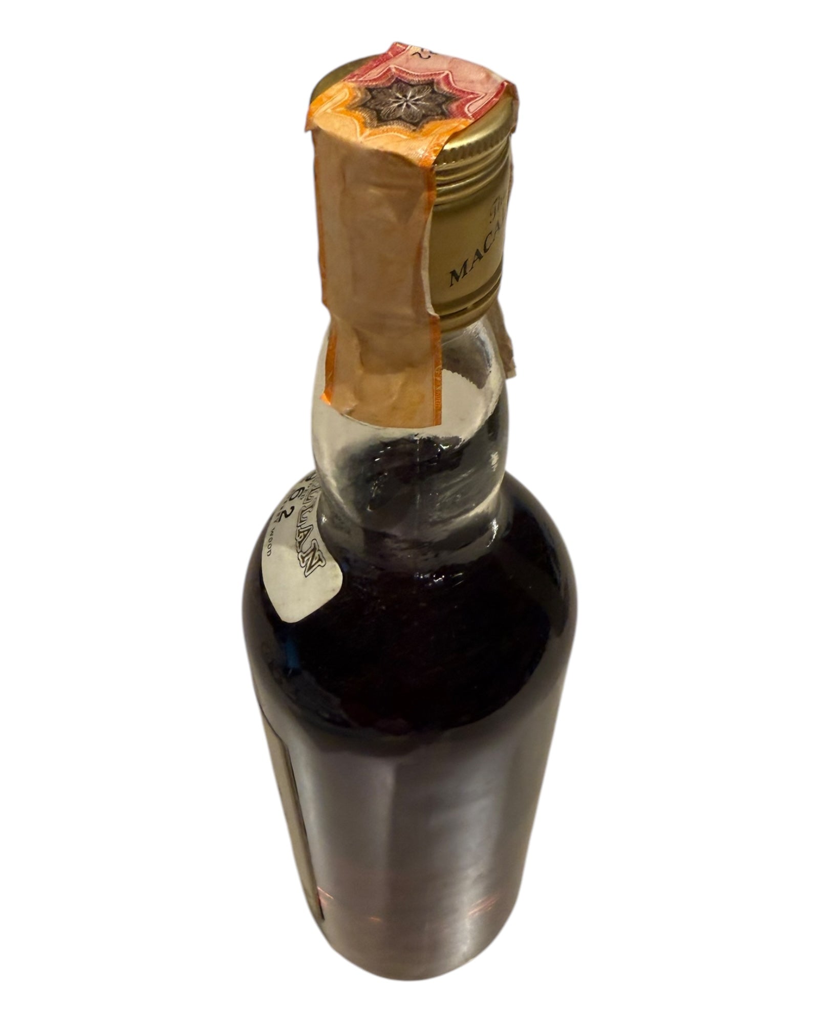 The Macallan 1962 – A Rare Collectible from Scotland’s Whisky Heritage 4
